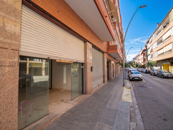 Local en Venta en Castell- Poble Vell